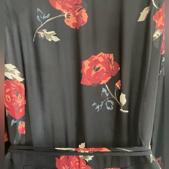 Reformation Dark Floral Wrap Dress - Picture 6 of 9